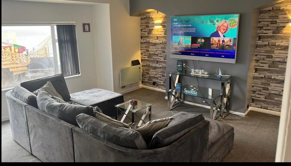 Sea View Lavish Apartment Sky Tv Whirlpool Bath Huge Balcony Newly Refurbished บริดลิงตัน ภายนอก รูปภาพ
